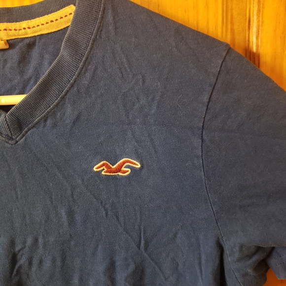 Hollister V-neck Blue - Picture 3 of 3